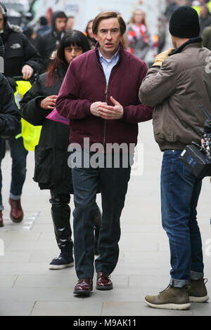 Steve Coogan vu tournage des scènes pour son nouveau spectacle 'BBC cette fois Alan Partridge Ah Ha' à Londres avec : Steve Coogan Où : London, Royaume-Uni Quand : 21 Feb 2018 Credit : WENN.com Banque D'Images