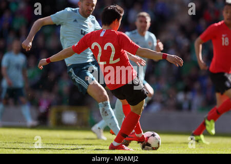 La Corée du Sud Chang-Hoon Kwon marque son premier but du côté du jeu au cours de la match amical à Windsor Park, Belfast. Banque D'Images