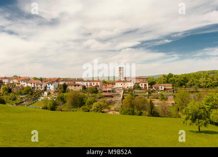 Vue sur la vieille ville de Rimont en Ariège, dans le sud de la France Banque D'Images