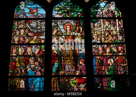 Vitrail dans l'Église Saint-séverin est une église catholique romaine dans le Quartier Latin de Paris, France Banque D'Images