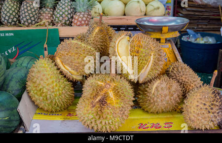 Close up de durian fruit, food market, Thaïlande Banque D'Images