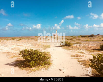 Le phare abandonné ruine sur Klein Curacao Banque D'Images
