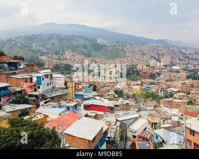 Medellin, Colombie - février 2018 : ville de Medellin et Comuna 13, Medellin, Colombie. Banque D'Images