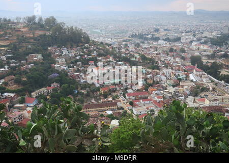 Vue aérienne de la capitale colorée à Antananarivo, Madagascar Banque D'Images