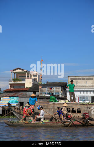 Marché flottant de Cai Rang, Delta du Mékong, la province de Can Tho, Vietnam, Asie du Sud, Asie Banque D'Images