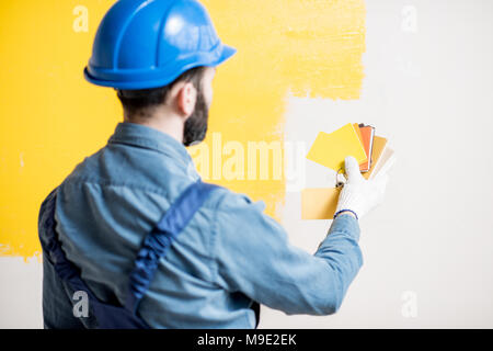 La comparaison de couleurs peintre Banque D'Images