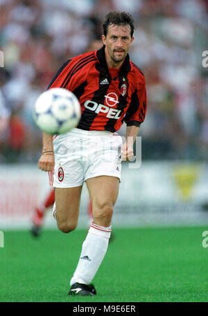 Stade Maurice-Dufrasne-Liège, Belgique, international 9.8.1998 Friendly, Standard Liege vs AC Milan --- Maurizio GANZ (Milan) Banque D'Images