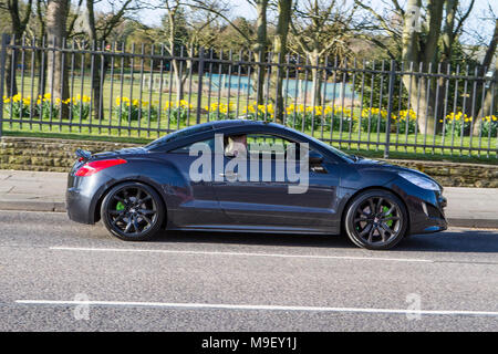 Le Merseyside, Royaume-Uni, 25 Mar 2018. Supercars du nord ouest de la 1ère épreuve de la saison. 25 mars 2018. Organisateurs Gage et Thomas Bleakley a dit qu'ils s'attendent à plus de 200 voitures à tourner jusqu'à l'événement qui a lieu dans le parc Victoria Gardens à Southport, Merseyside. Les véhicules de tous les âges de la Mini classics à V8 complet American muscle cars grondement dans Southport pour cette exposition événement qui rassemble des milliers de visiteurs de la station balnéaire. Credit : Cernan Elias/Alamy Live News Banque D'Images