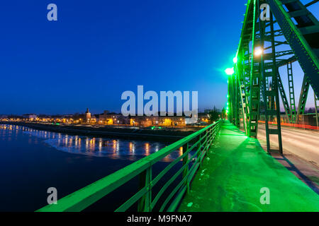 Rydz Smigly Bridge à Wloclawek. Wloclawek, Pologne, voïvodie de Cujavie-Poméranie. Banque D'Images