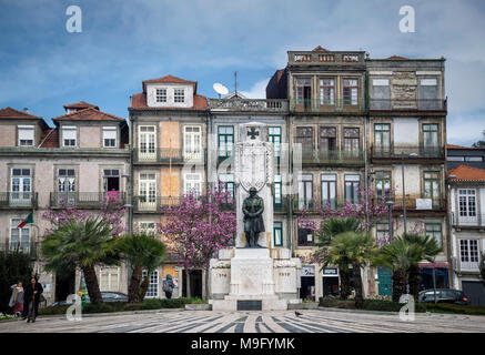 Praca Carlos Alberto square dans le centre de la vieille ville de Porto Portugal Banque D'Images