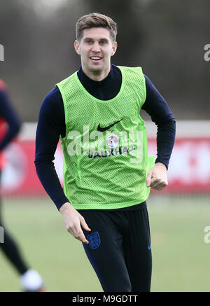 Londres, Royaume-Uni. Mar 26, 2018. John Stones pendant la formation avant d'Angleterre est amical contre l'Italie, au terrain d'entraînement de Tottenham Hotspur le 26 mars 2018 à Londres, en Angleterre. (Photo de Leila Coker/phcimages.com) : PHC Crédit Images/Alamy Live News Banque D'Images