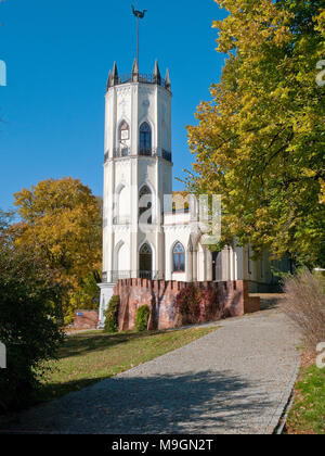 Palais néo-gothique, le siège de la famille Krasinski. En ce moment Musée Romantique. Opinogora, province de Mazovie, Pologne, l'Europe. Banque D'Images