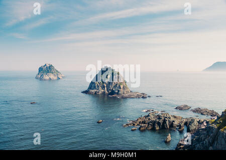 Oryukdo avec les îles de l'océan bleu à Pusan, Corée Banque D'Images