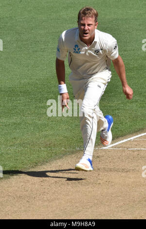 Auckland, Nouvelle-Zélande. Mar 26, 2018. Neil Wagner, de bols Blackcaps pendant cinq jours du premier test match entre la Nouvelle-Zélande et l'Angleterre à l'Eden Park à Auckland le Mars 26, 2018. Credit : Shirley Kwok/Pacific Press/Alamy Live News Banque D'Images