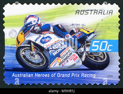 L'AUSTRALIE - circa 2004 : un timbre-poste utilisé à partir de l'Australie célèbre héros australien des courses de Grand Prix, avec une image de Wayne Gardner, vers Banque D'Images