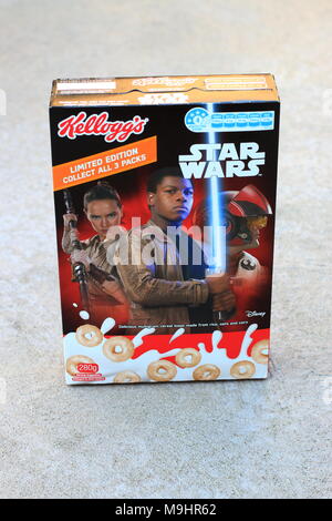 Céréales Kellogg's box film Star Wars personnages Banque D'Images