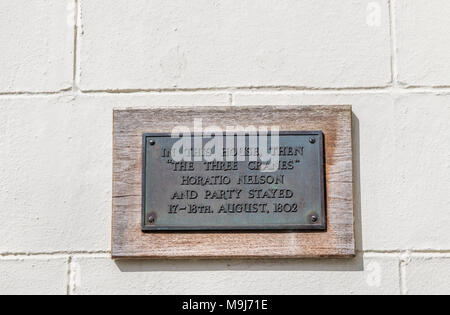 Plaque murale faisant référence à Horatio Lord Nelson à Chepstow Banque D'Images