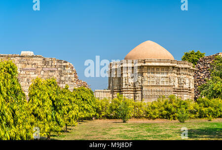 Fortifications de Chittor Chittorgarh fort dans la ville de l'Inde Banque D'Images