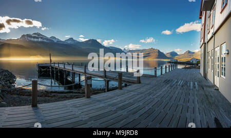 Faskrudsfjordur, l'Est de l'Islande, Dock, l'Est de l'Islande Faskrudsfjordur Banque D'Images