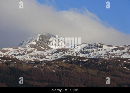 Vue sur Ben Lomond de Tarbet, Argyll and Bute, Ecosse Banque D'Images