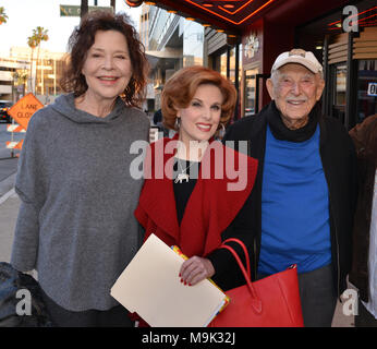 Samantha Harper Macy, Kat Kramer et Bill Macy assiste à la 41e anniversaire de la fin de l'examen préalable au spectacle Ahrya Laemmle Fine Art Theatre le 24 mai 2018 à Beverly Hills. Banque D'Images