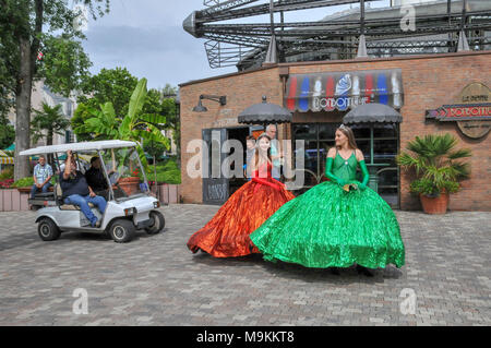 Le défilé à Europa Park est le plus grand parc à thème en Allemagne. est situé à Rust entre Fribourg et Strasbourg, France. Banque D'Images