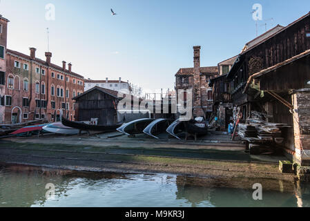 Italie, Venise - journée ordinaire à Venise, Italie, avec canaux et gondoles autour de la ville Banque D'Images