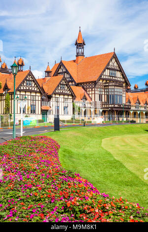 Nouvelle zélande Rotorua Nouvelle zélande Rotorua Musée de style tudor jardins du gouvernement de l'île du nord de la ville de Rotorua nouvelle zélande Banque D'Images