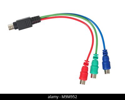 Câble vidéo RGB court isolé sur fond blanc. Banque D'Images