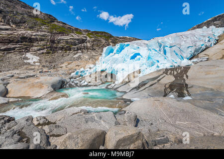 Langue du glacier Nigardsbreen, la Norvège, le Parc National de Jostedalsbreen Jostedalen, près de Gaupne Banque D'Images