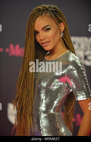 L'Univision 30e édition du Premio Lo Nuestro UN La Musica Latina 2018 à l'American Airlines Arena - Arrivées avec : Leslie Grace Où : Miami, Florida, United States Quand : 22 Feb 2018 Credit : Johnny Louis/WENN.com Banque D'Images