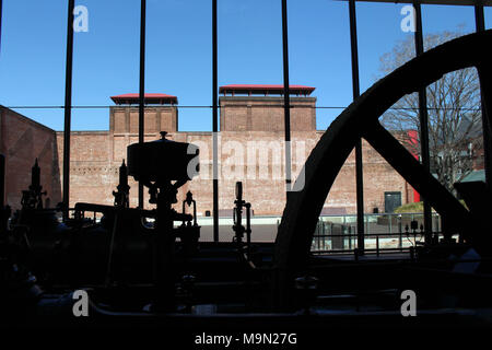 Les bâtiments autour de Toyota Commemorative Museum of Industry and Technology. Pris à Nagoya, Japon - février 2018. Banque D'Images