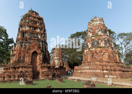 Ruines de la tour du temple, Wat Maha That, Prang, Wat Mahathat, Ayutthaya, Thaïlande Banque D'Images