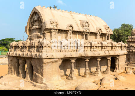 Les cinq Rathas, Bhima ratha, Mahabalipuram, Tamil Nadu, Inde Banque D'Images