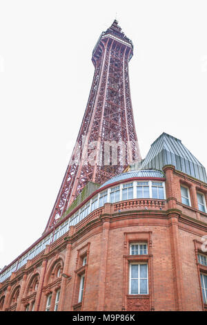 La tour de Blackpool . Pleasure Beach Banque D'Images