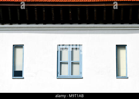 Colonie britannique chambre bleu blanc windows Banque D'Images