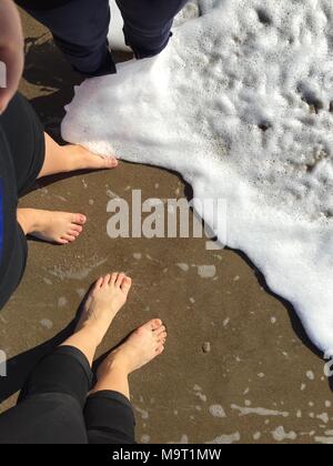 Jetée en bois à Newport Beach,bleu vert paysage Banque D'Images