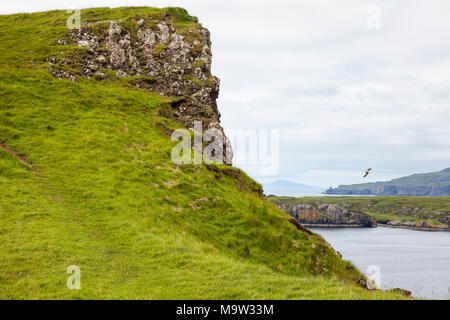 Oronsay, des fouilleurs clandestins, utilisant le Loch, côte ouest de Skye, en Ecosse Banque D'Images