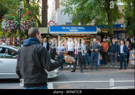 Londres. 24h Peack, St. John's Wood Station de métro. United Kingdom. Banque D'Images