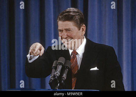 Washington DC., USA, le 22 février 1984 Conférence de presse du Président Ronald Reagan : Crédit Crédit : Mark Mark Reinstein Reinstein/MediaPunch Banque D'Images