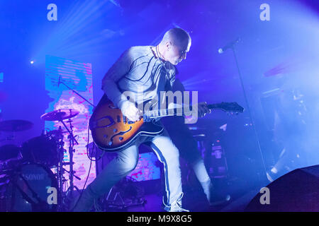 Belfast, en Irlande du Nord, Royaume-Uni. 28 mars 2018. Gary Numan joué Club Limelight Belfast dans le cadre de sa tournée BRITANNIQUE Photo : Sean Harkin/Alamy Live News Banque D'Images