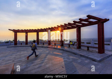 Taiyuan, Taiyuan, Chine. Mar 29, 2018. Taiyuan, Chine 29 mars 2018 : décor d'Dongxishan Parc écologique à Taiyuan, Province de Shanxi en Chine du nord. Crédit : SIPA Asie/ZUMA/Alamy Fil Live News Banque D'Images