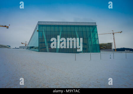 OSLO, Norvège - 26 mars, 2018 : Oslo Opera House est la maison de l'Opéra et Ballet national de Norvège, et le théâtre de l'opéra national Banque D'Images