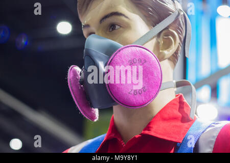 Un masque à gaz montrer dans une exposition Banque D'Images