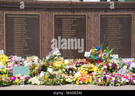 Darwin, Territoire du Nord : Australia-February,19,2018 Memorial cénotaphe sur le bombardement de Darwin Jour du souvenir 76e anniversaire à Darwin, Australie Banque D'Images