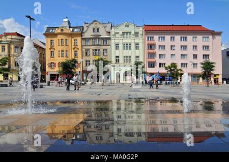 La place Masaryk, l'une des principales attractions de la ville d'Ostrava. Le nom du premier président de la Tchécoslovaquie indépendante. Banque D'Images