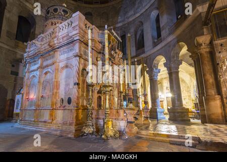 Aedicula dans la rotonde de l'Église Saint-sépulcre aussi appelée Église de la résurrection en quartier chrétien, Jérusalem, Israël. Banque D'Images