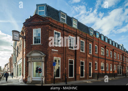 Maison traditionnelle dans le centre-ville de Chichester, West Sussex, Angleterre. Banque D'Images