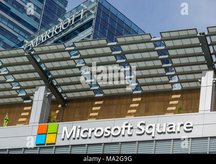 LOS ANGELES, CA/USA - 6 décembre 2015 : Microsoft logo et l'emblème. Banque D'Images