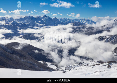 Vue depuis le Sanctuaire de l'Clavalitè (chamois, Valtournenche, province d'Aoste, vallée d'aoste, Italie, Europe) Banque D'Images